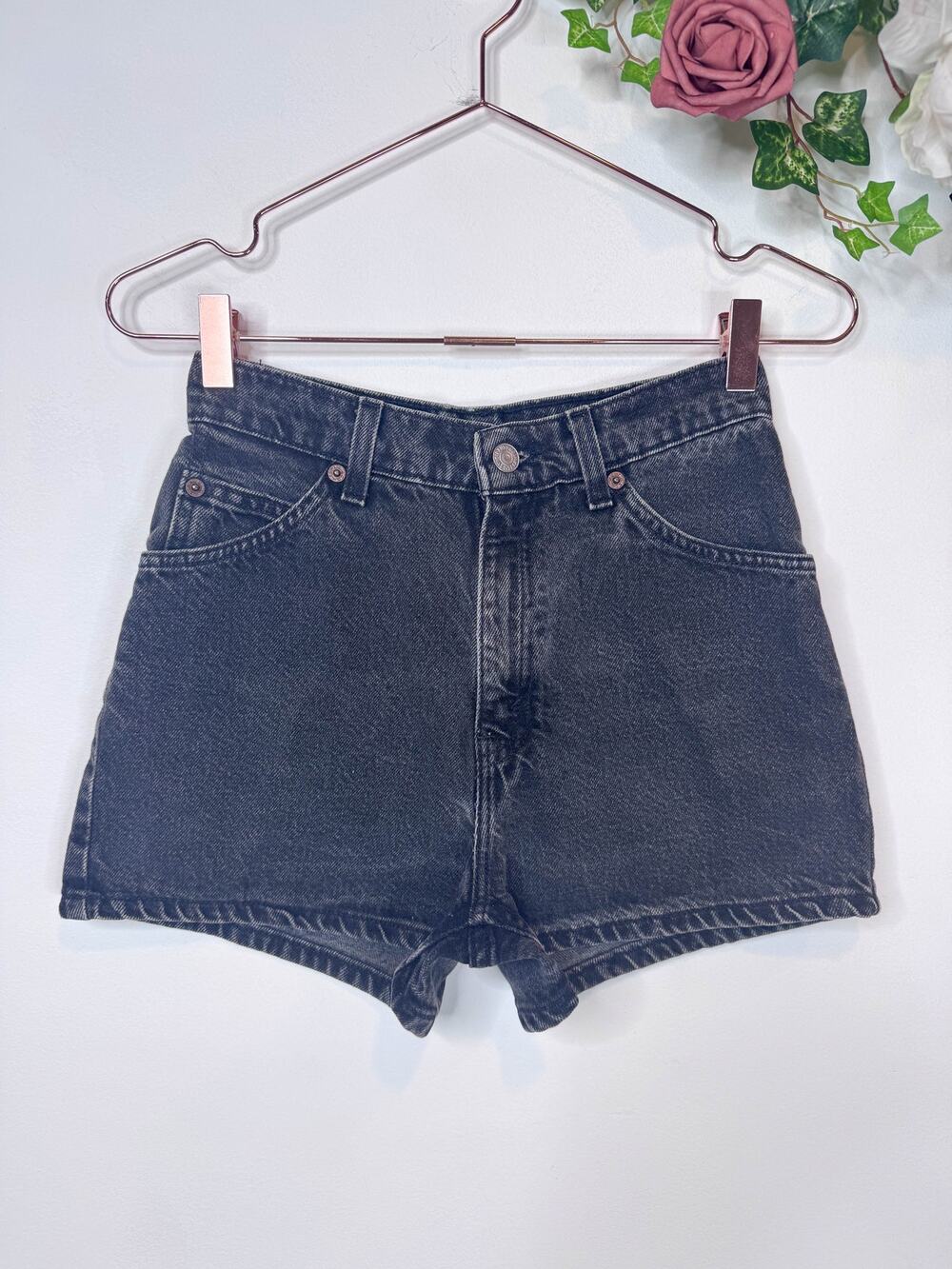 Vintage Levi's 912 Slim Fit High Rise Denim Shorts